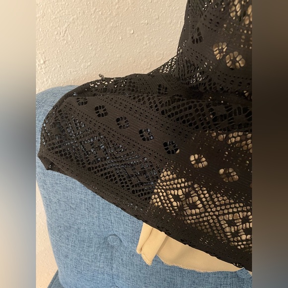 Black Crochet Halter Mini Dress - Picture 4 of 6